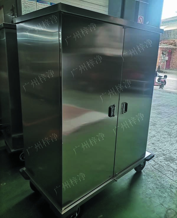 一次性物品電動(dòng)轉(zhuǎn)運(yùn)車(chē)采用304拉絲不銹鋼板面板厚度：≥1.2mm,表面作拉絲亞光處理。